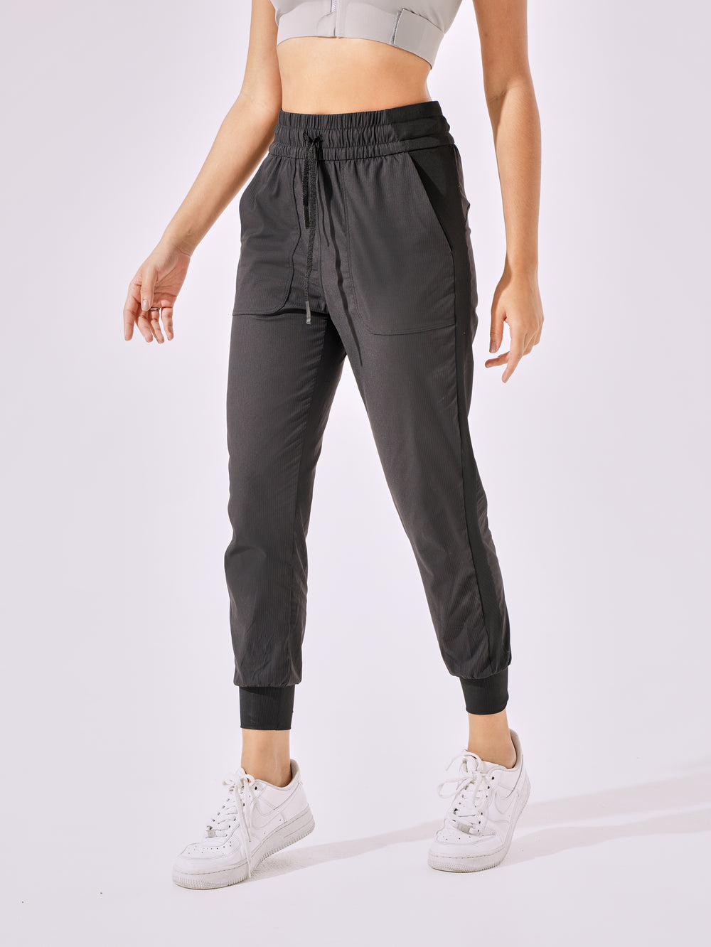 Cooling & Stretchable Weekend Joggers