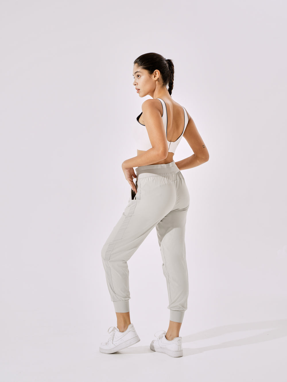 Cooling & Stretchable Weekend Joggers